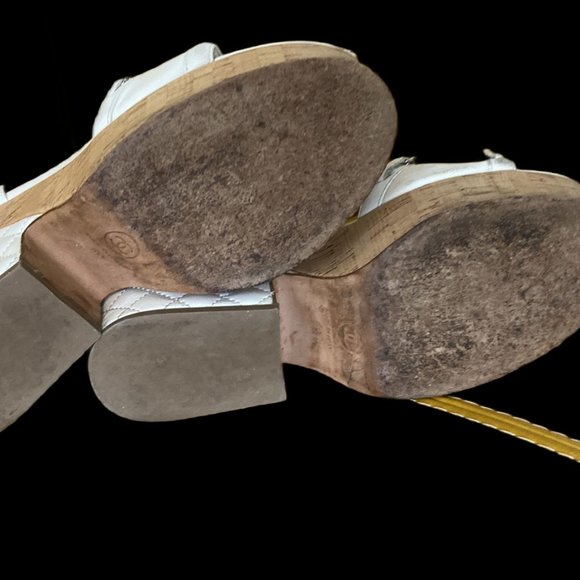 White Chanel  platform sandals size 9 - Picture 5 of 5